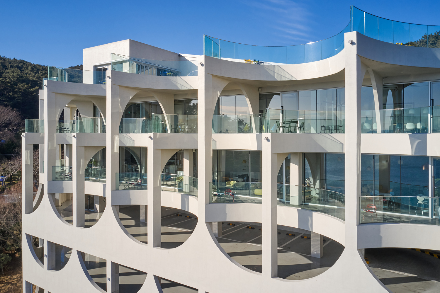 Sense of the Sea Café / JOHO Architecture